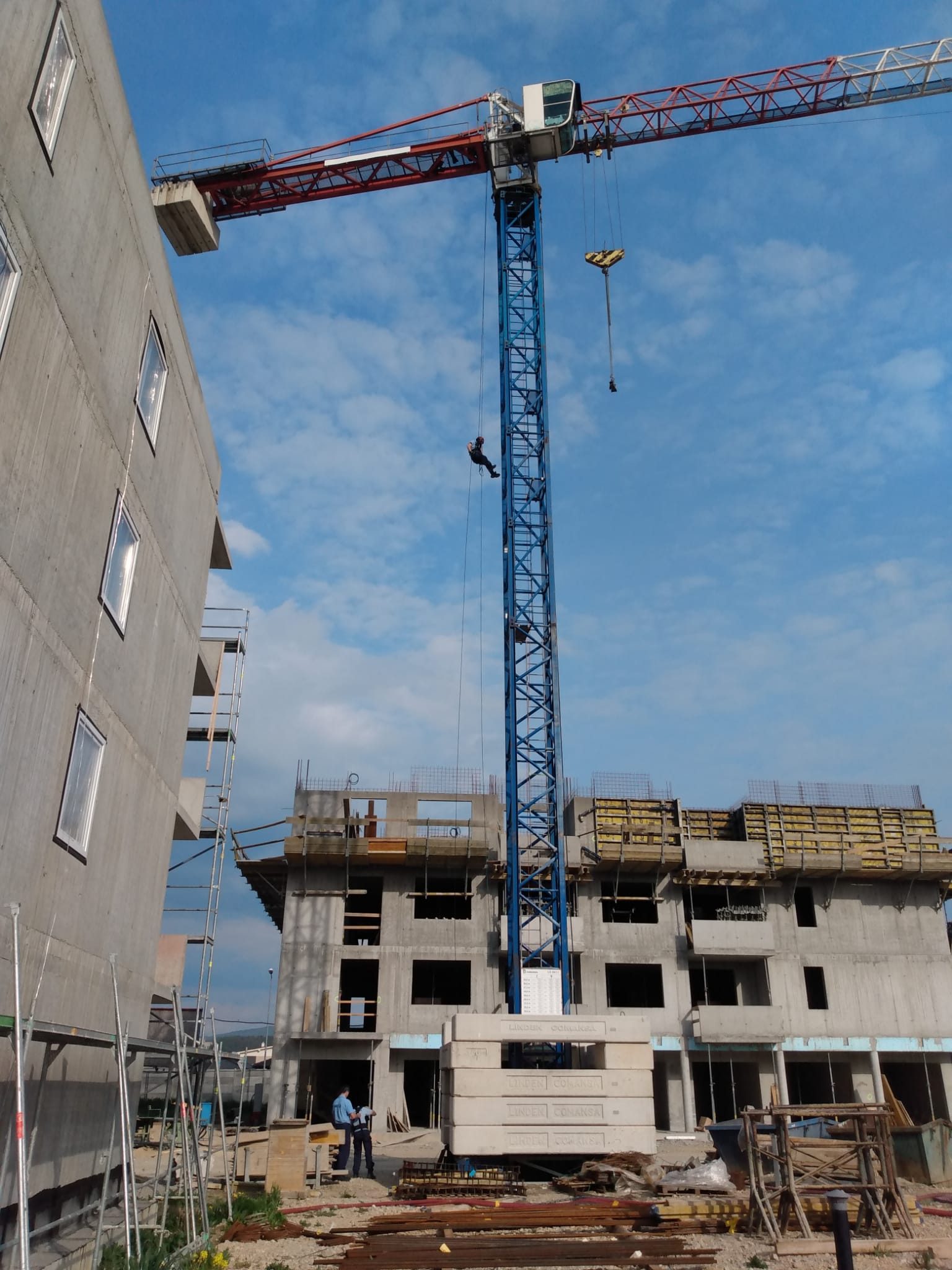 01 - Cvičenie hasičov z trenčianskej lezeckej skupiny